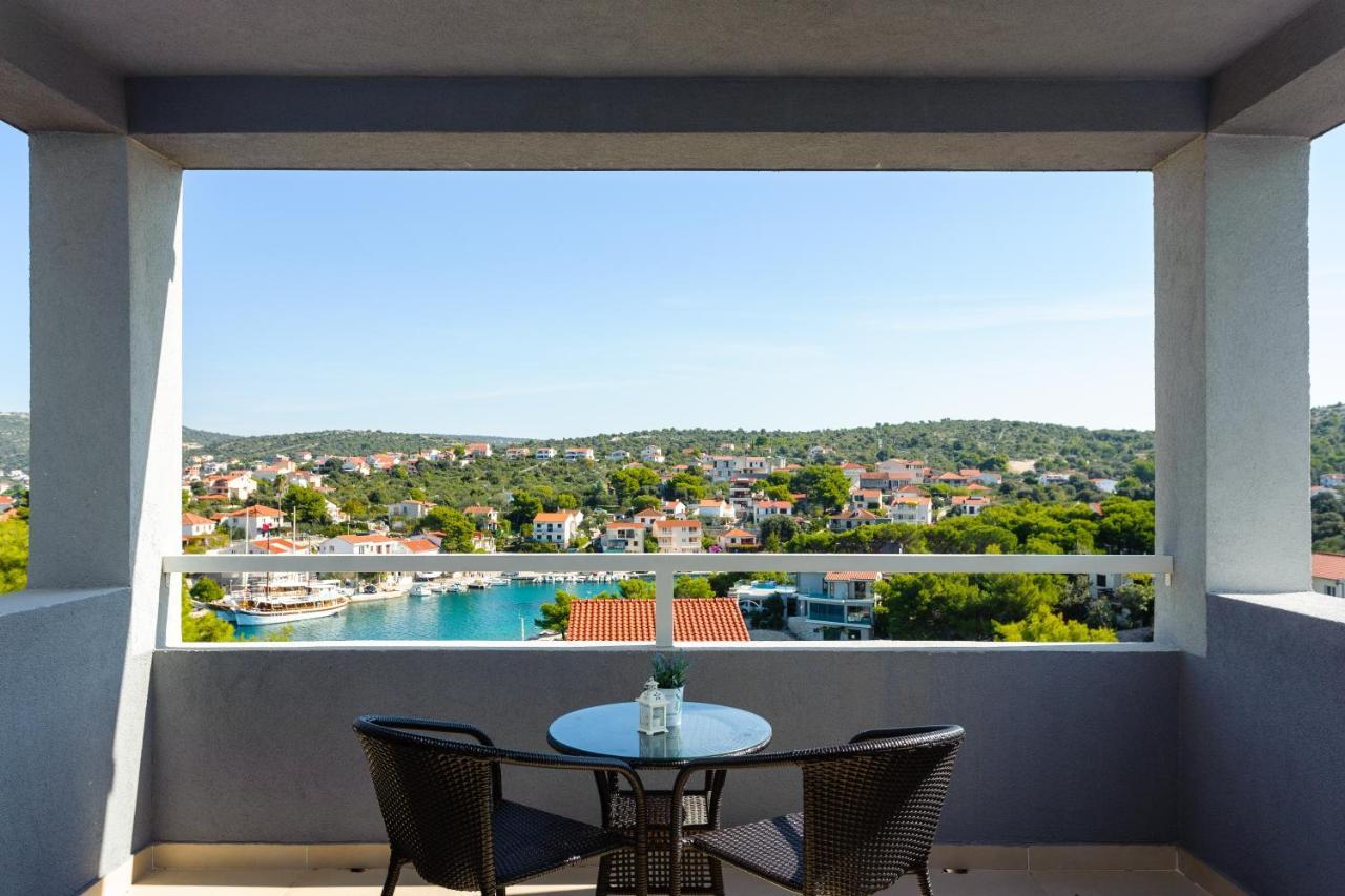 Villa Sena Ražanj Eksteriør bilde