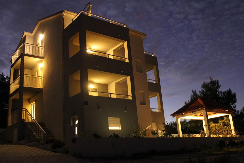 Villa Sena Ražanj Eksteriør bilde