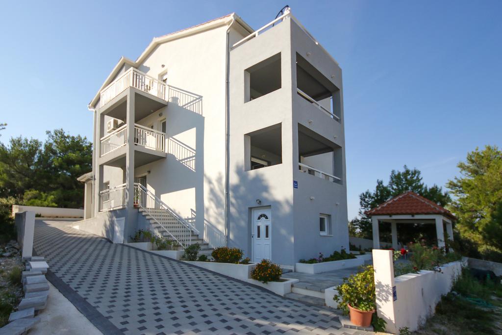 Villa Sena Ražanj Eksteriør bilde