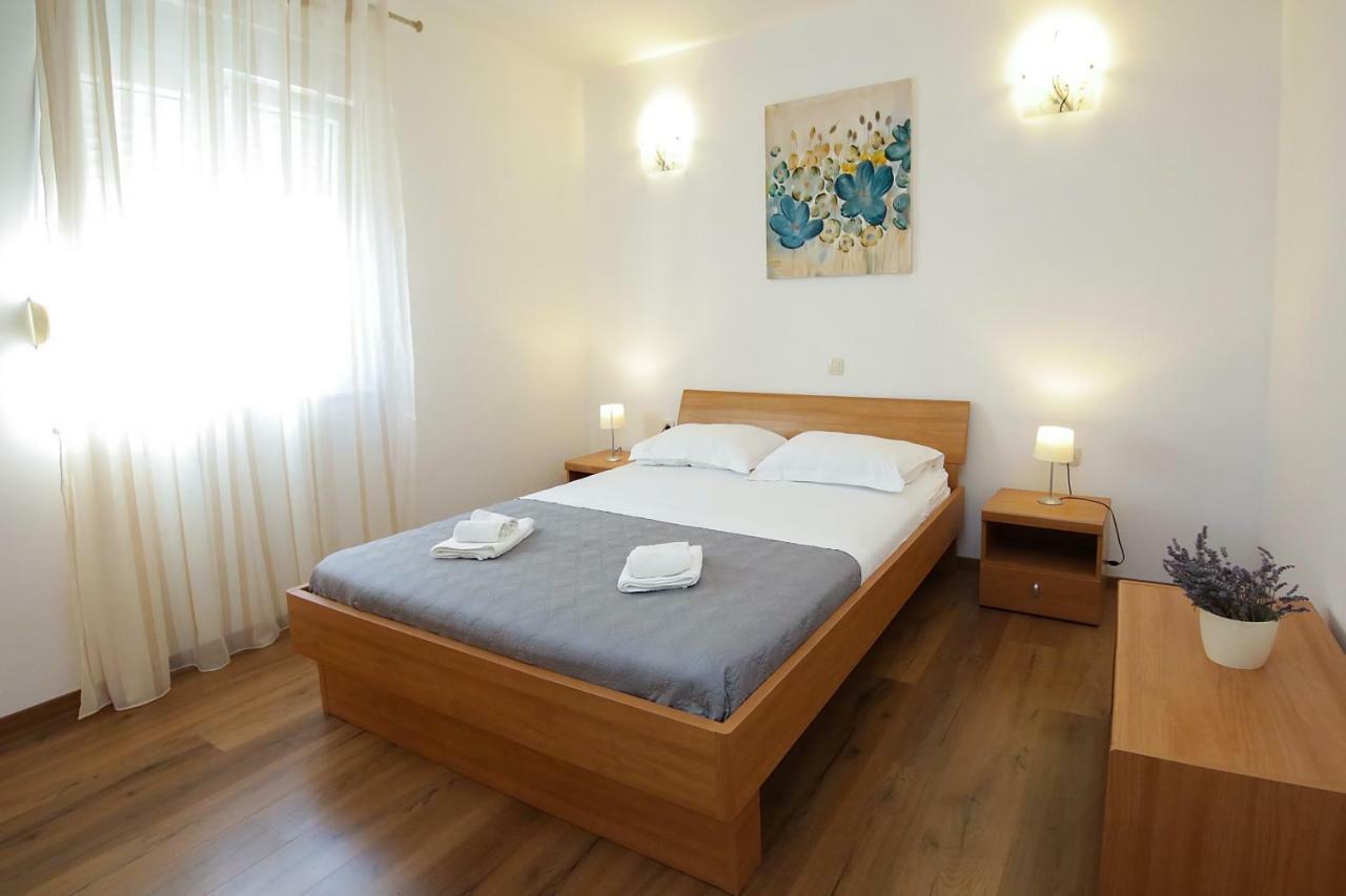 Villa Sena Ražanj Eksteriør bilde